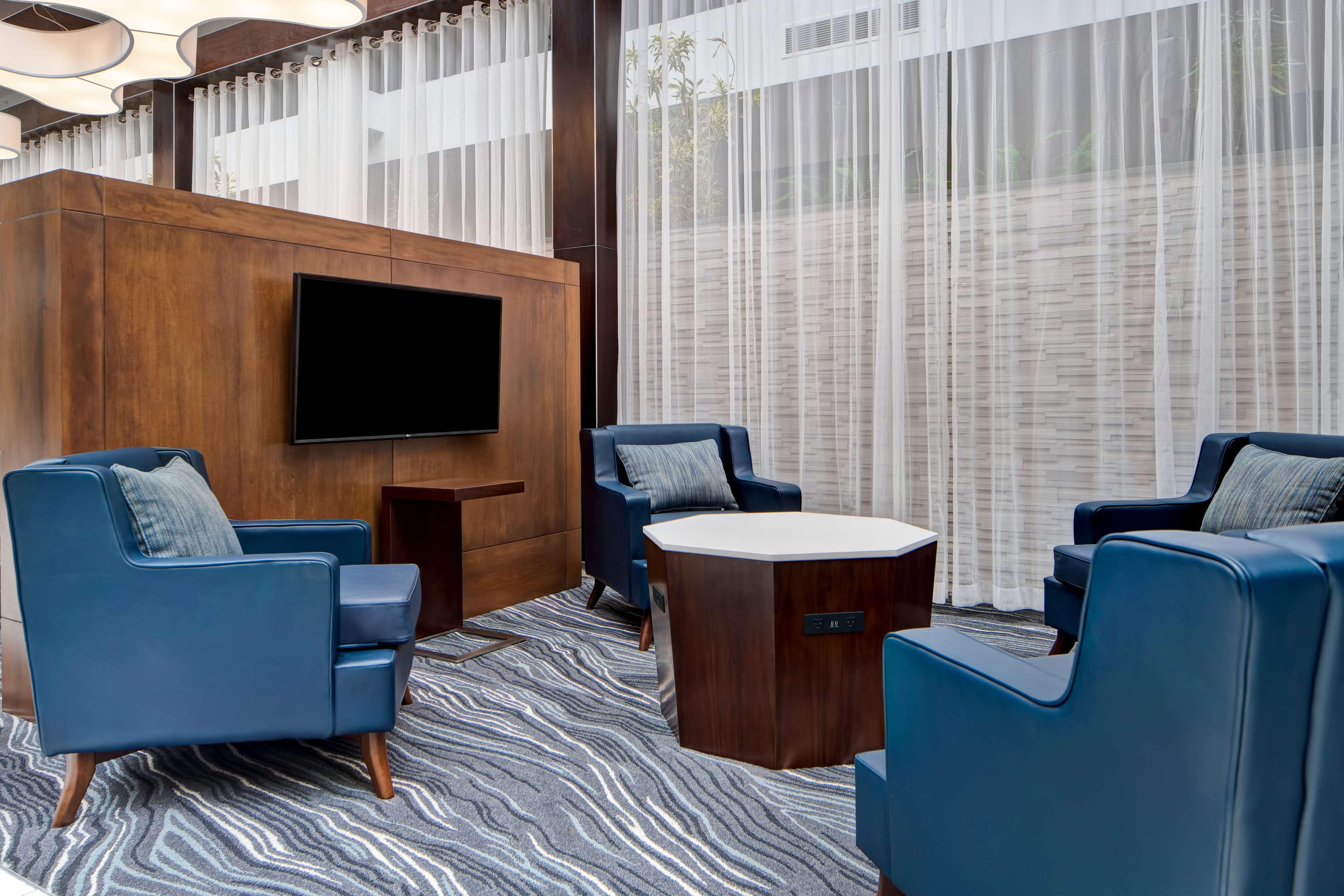 Embassy Suites Syracuse East Syracuse Kültér fotó